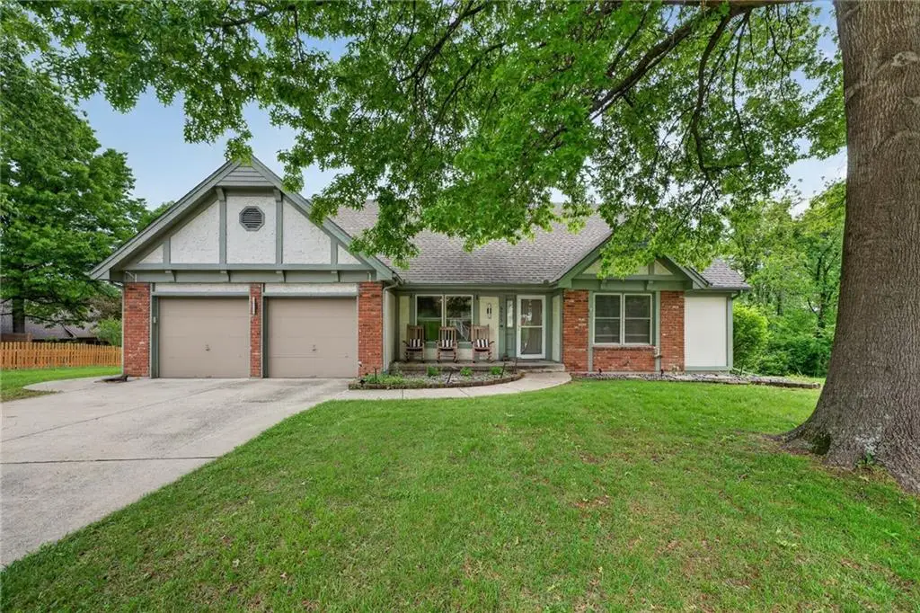 6505 N Wabash Avenue, Gladstone, MO 64118 - #1