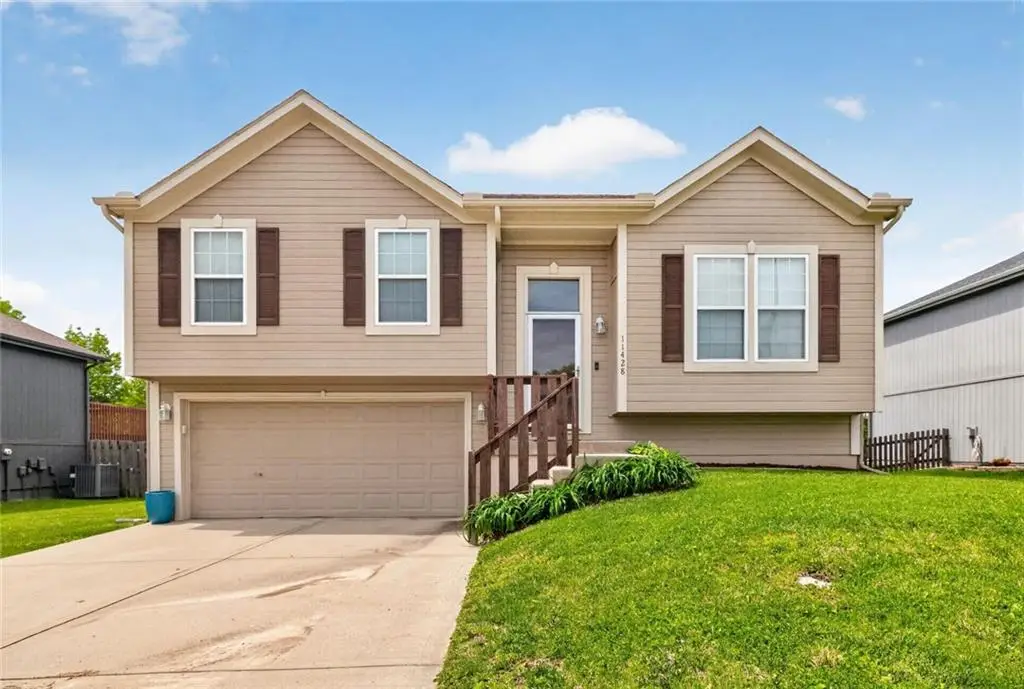 11428 N Farley Avenue, Kansas City, MO 64157 - #1