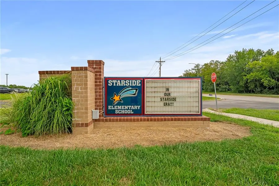 8675 Eagle Creek Drive, De Soto, KS 66018 - #3