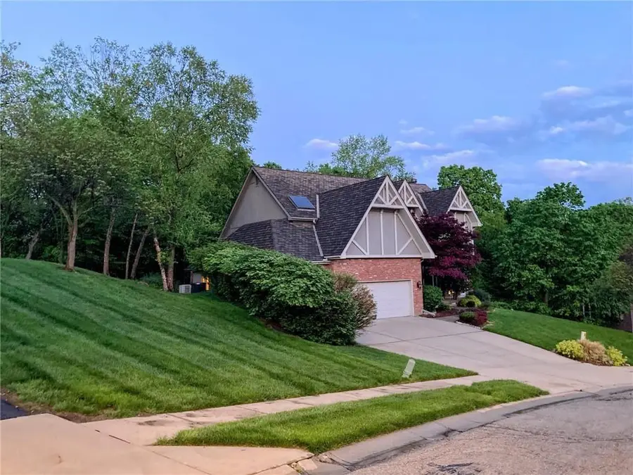 7711 N Montgall Avenue, Kansas City, MO 64119 - #2