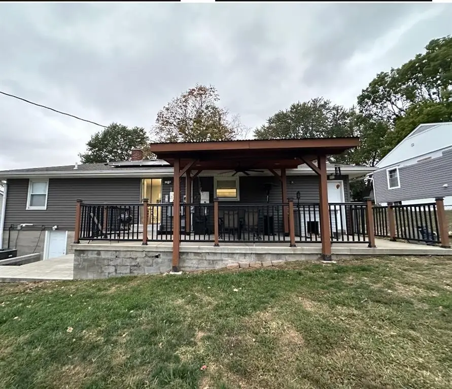 1911 S 41st Street, Saint Joseph, MO 64505 - #1