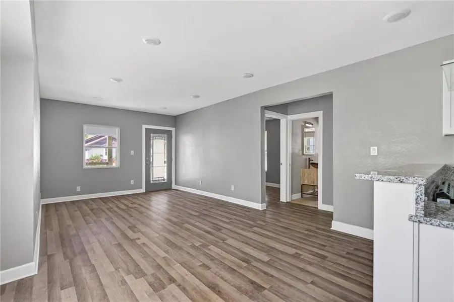 6821 Monroe Avenue, Kansas City, MO 64132 - #2