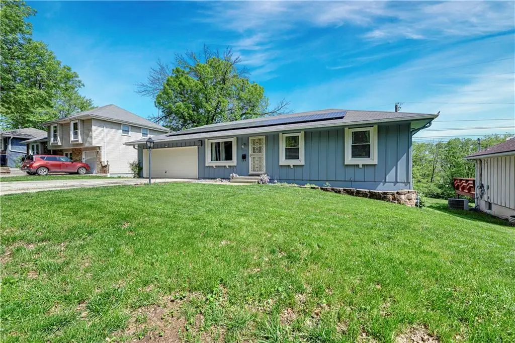 8400 E 103rd Terrace, Kansas City, MO 64134 - #1