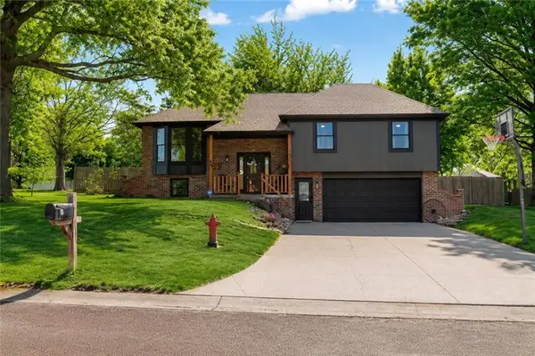 701 Benjamin Avenue, Gower, MO 64454