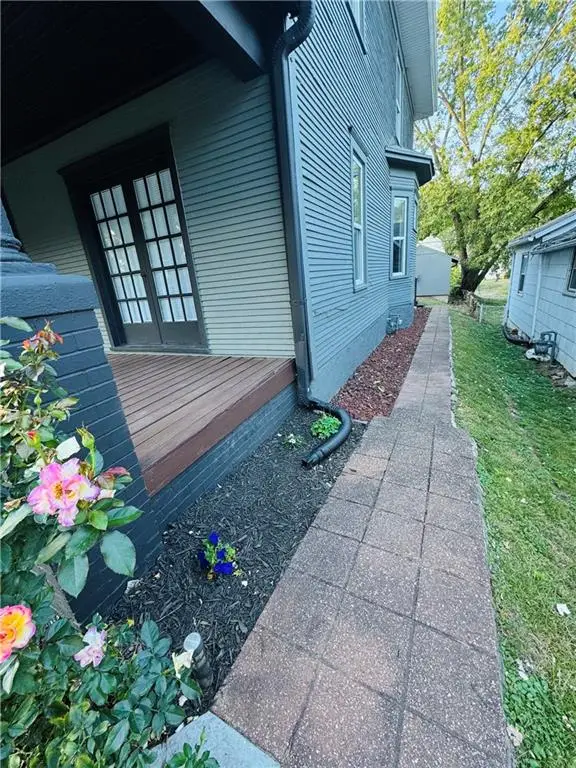 2303 Francis Street, Saint Joseph, MO 64501 - #3