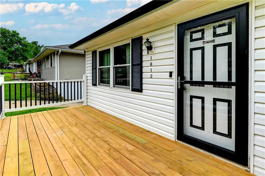 1612 N Ponca Drive, Independence, MO 64058 - #2