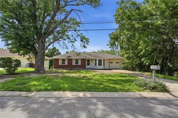 4830 Marsh Avenue, Kansas City, MO 64129