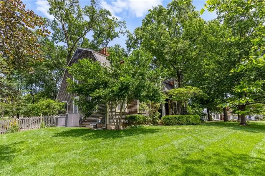 3510 W 102nd Street, Leawood, KS 66206 - #2