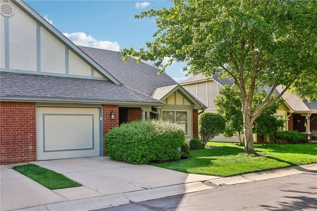731 N Somerset Terrace, Olathe, KS 66062 - #1