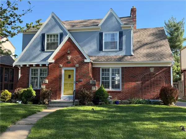 636 E 74th Street, Kansas City, MO 64131