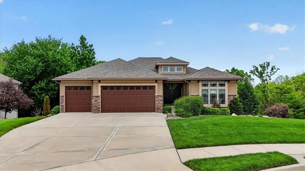 1928 NE Parks Summit Boulevard, Lees Summit, MO 64064 - #1