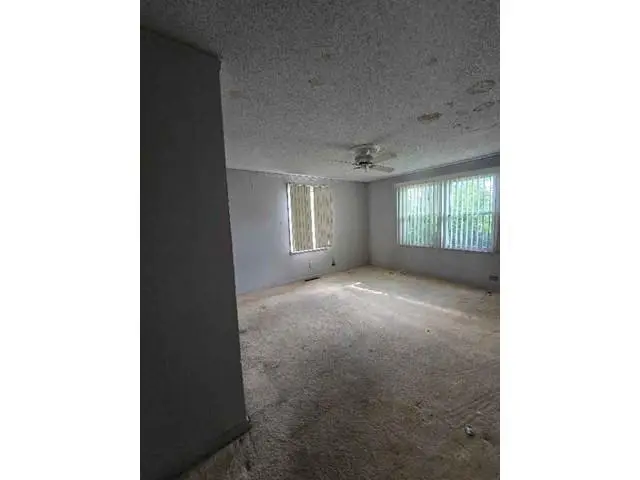 11405 E 83rd Street, Raytown, MO 64138 - #3