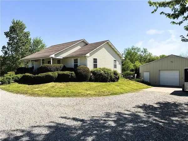 605 NW 11 Rd Road, Warrensburg, MO 64093