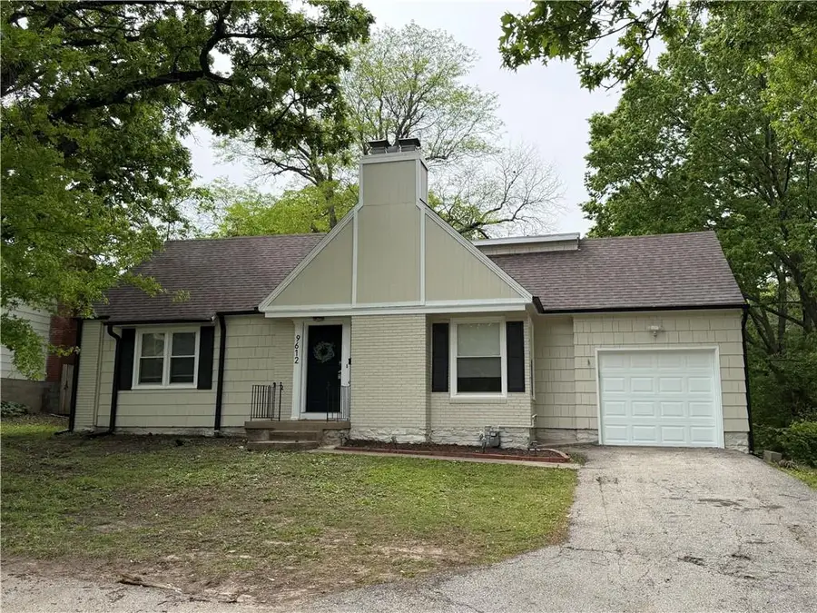 9612 Holmes Road, Kansas City, MO 64131 - #2