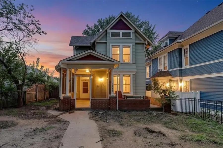 1032 5th Avenue, Leavenworth, KS 66048 - #2