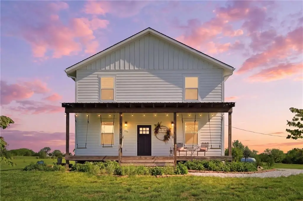 2110 E 223rd Street, Cleveland, MO 64734 - #1