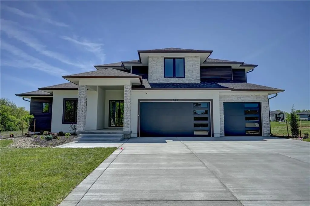 573 South Shore Drive, Lake Winnebago, MO 64034 - #1