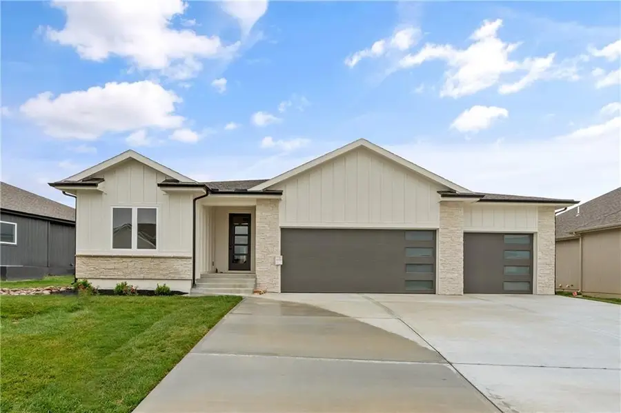 4125 NE Dearborn Lane, Lees Summit, MO 64064 - #2