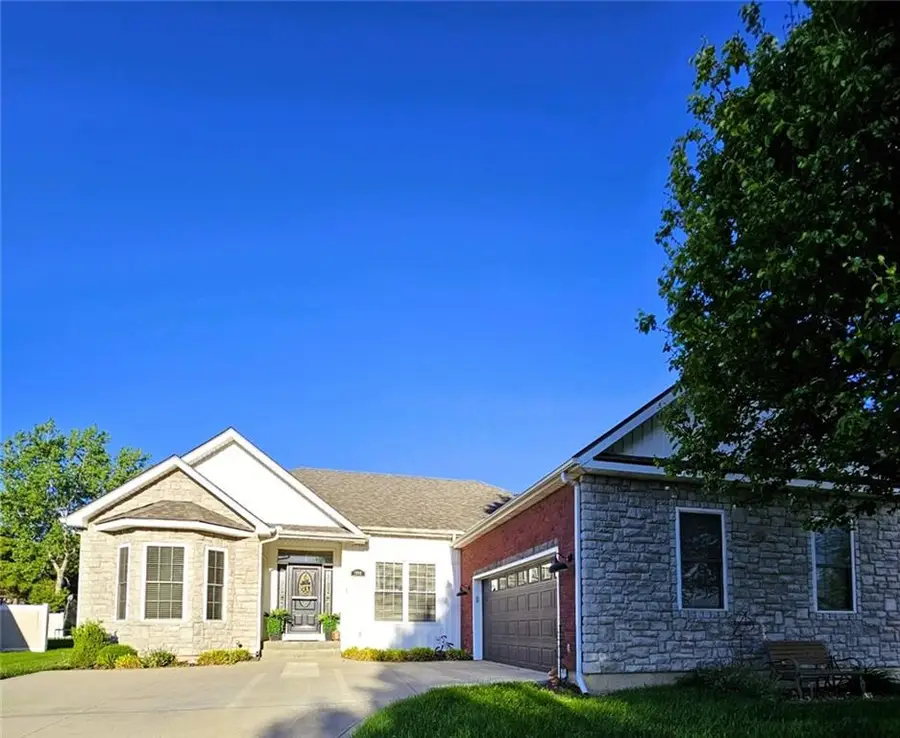 1906 160th Terrace, Basehor, KS 66007 - #2