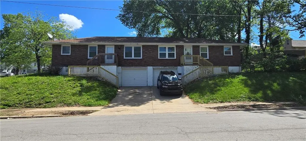 1301-1303 Topping Avenue, Kansas City, MO 64126 - #1