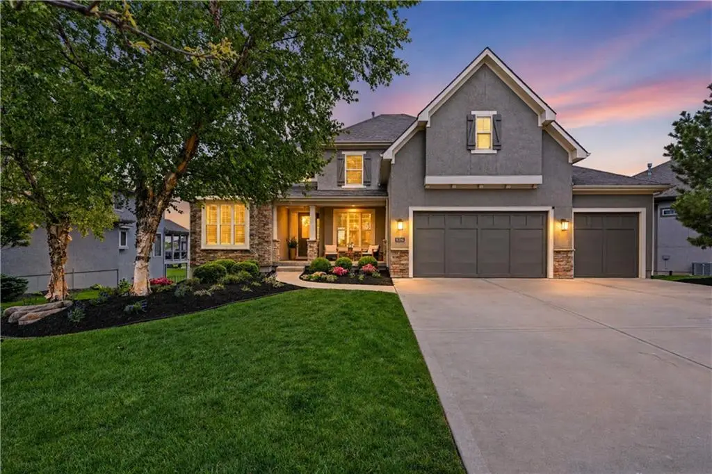 16816 Stearns Street, Overland Park, KS 66221 - #1
