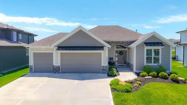 15291 W 172nd Place, Olathe, KS 66062