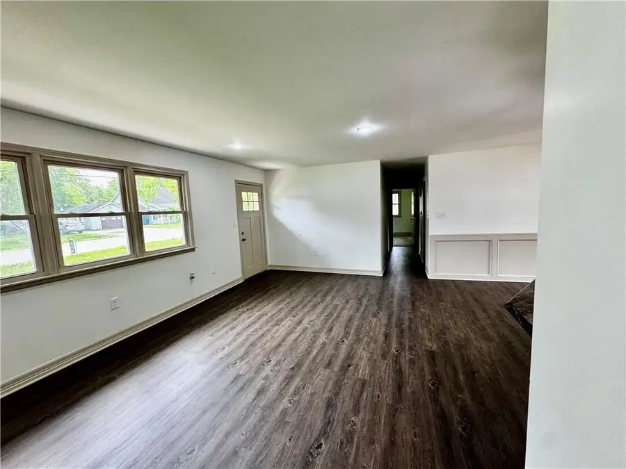 102 W 1st Street, Garden City, MO 64747 - #2