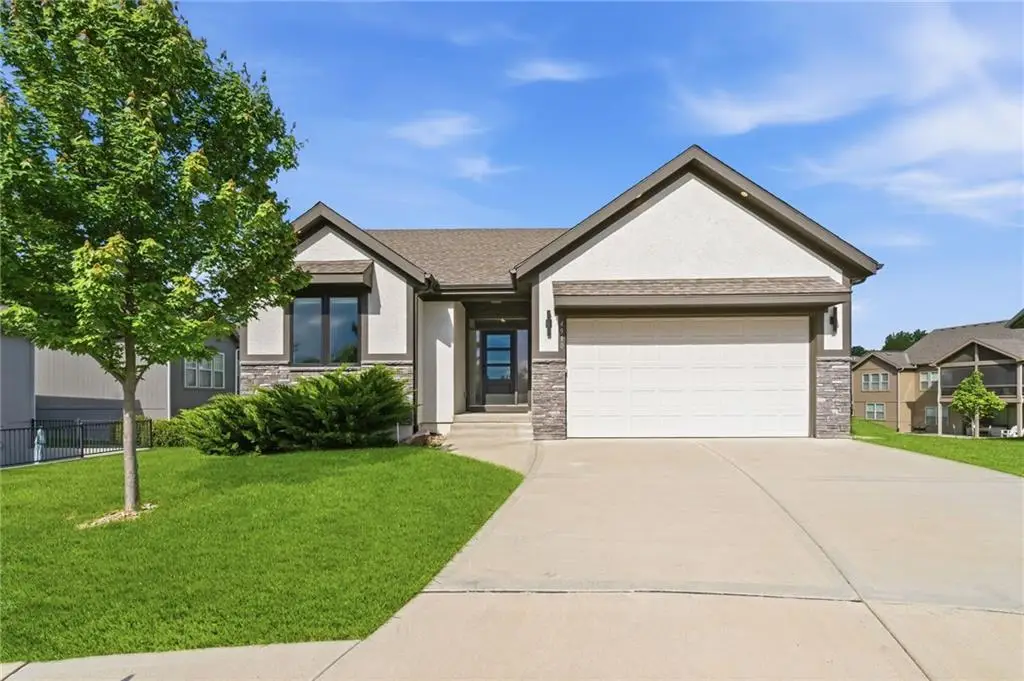 4910 NW Ridgewood Court, Riverside, MO 64150 - #1