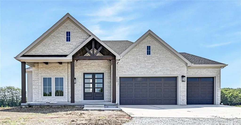 24621 W 60th Terrace, Shawnee, KS 66226 - #1