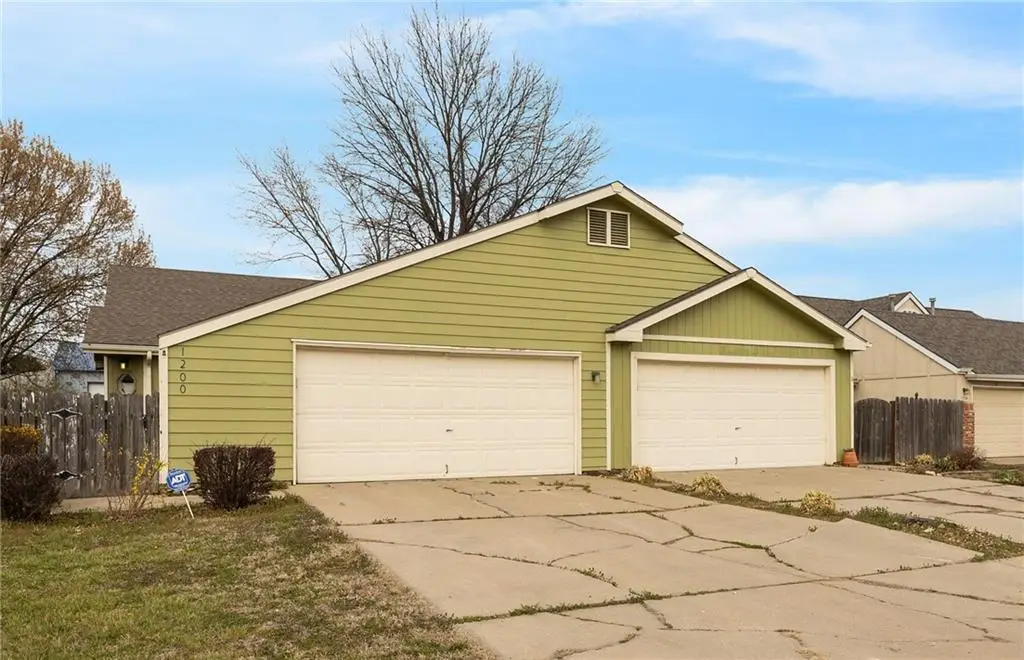 1200-1202 E 25th Terrace, Lawrence, KS 66046 - #1