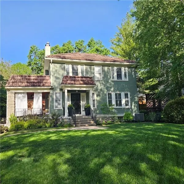 5124 Brookside Boulevard, Kansas City, MO 64112