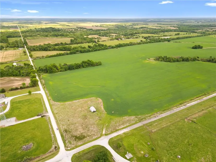49 NW 100th Road, Sheldon, MO 64784 - #3