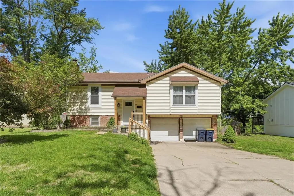 10412 Sycamore Avenue, Kansas City, MO 64134 - #1