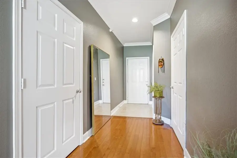 11617 Tomahawk Creek Parkway #F, Leawood, KS 66211 - #3