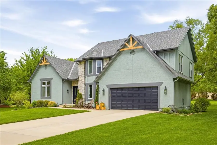 15275 Long Street, Overland Park, KS 66221 - #2