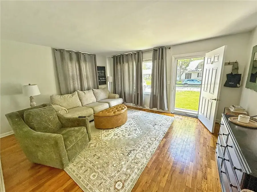 710 S Vine Street, Maryville, MO 64468 - #3