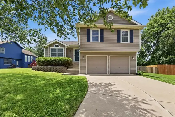 914 Elm Court, Belton, MO 64012