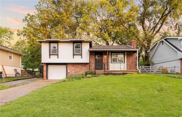 5412 NE 56th Place, Kansas City, MO 64119