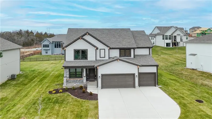 6118 Lewis Drive, Shawnee, KS 66226 - #2