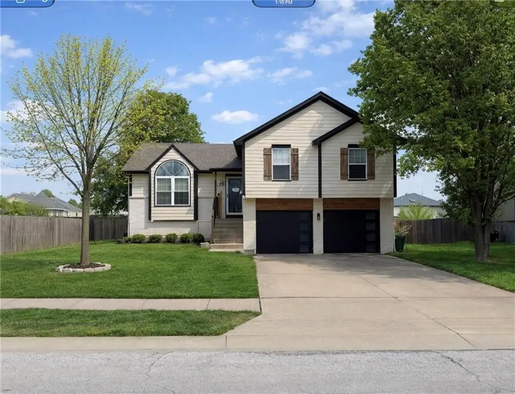 1700 SE 12th Street, Lees Summit, MO 64081 - #1