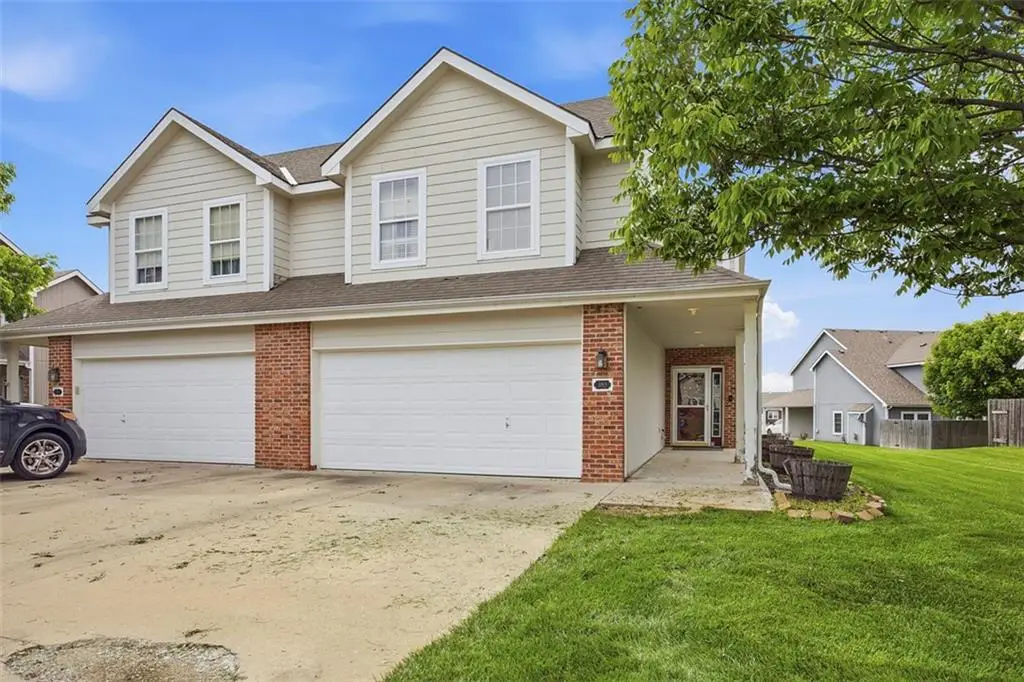 385 W Acorn Street, Gardner, KS 66030 - #1