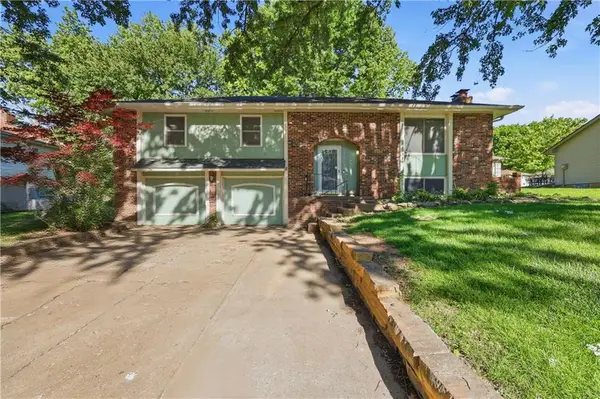 2409 SW 2nd Street Terrace, Blue Springs, MO 64014