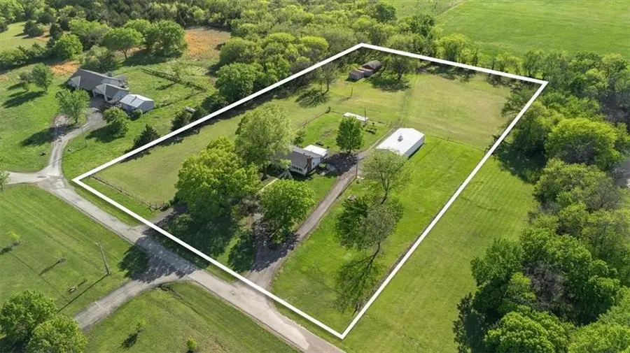 1579 E 767th Road, Lawrence, KS 66049 - #2