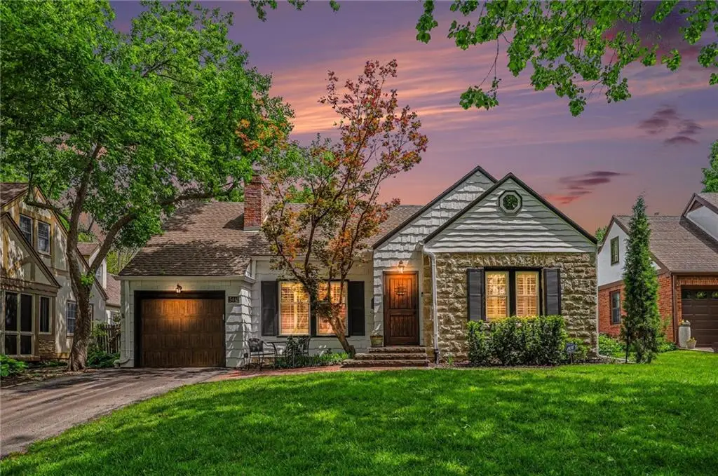 5441 Aberdeen Road, Fairway, KS 66205 - #1