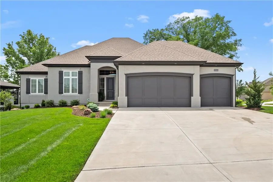 10909 W 172nd Street, Overland Park, KS 66221 - #2