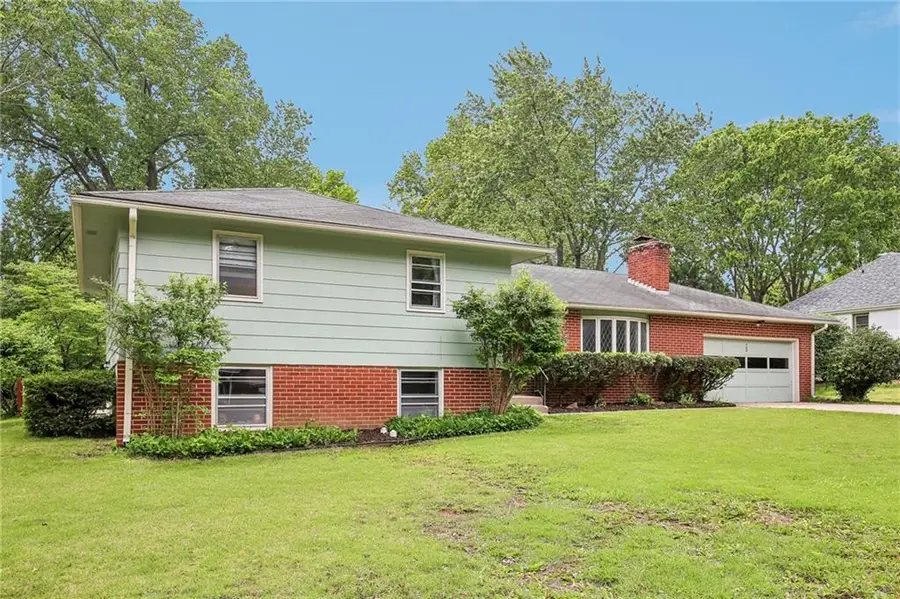 708 Tyler Avenue, Warrensburg, MO 64093 - #3