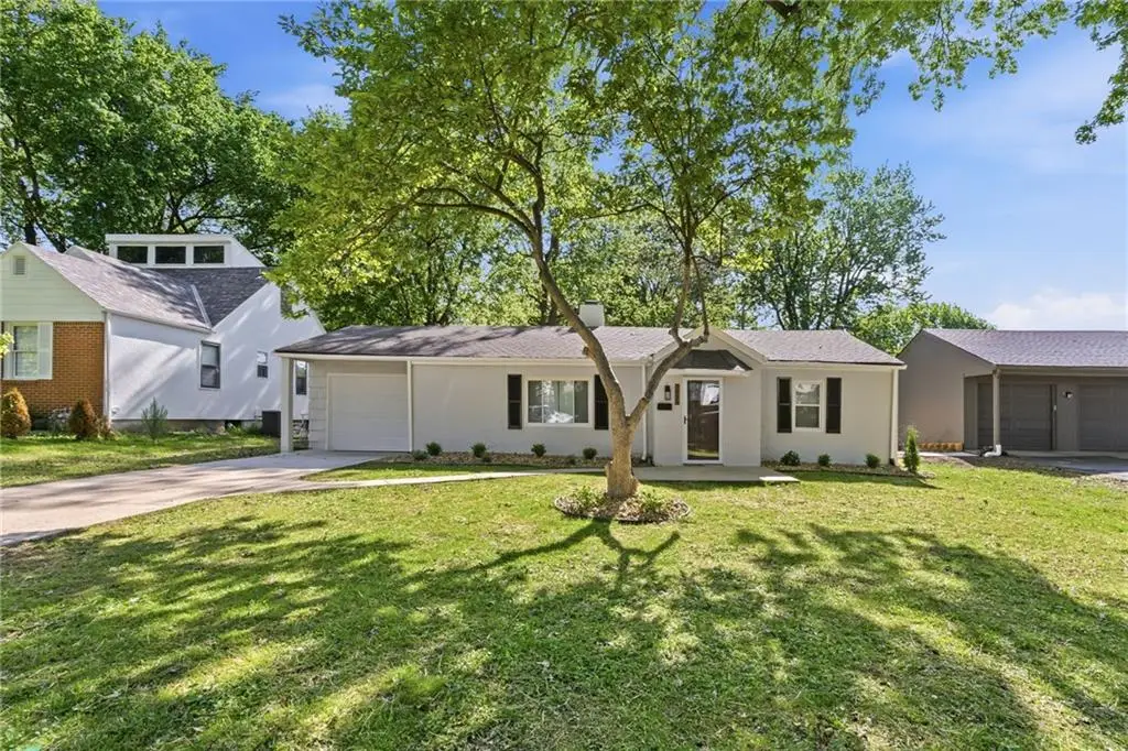 7615 Terrace Street, Kansas City, MO 64114 - #1