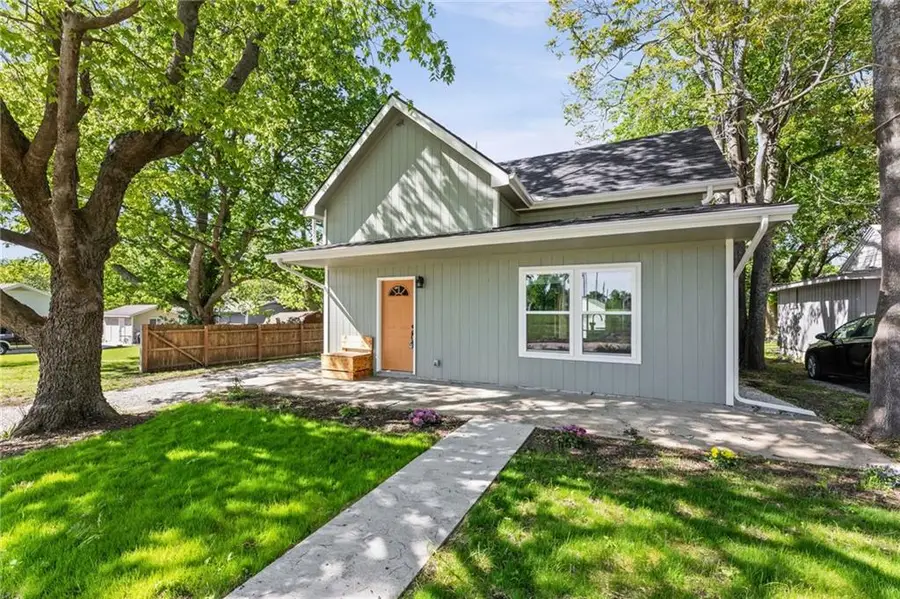 213 Red Jacket Street, Ottawa, KS 66067 - #3