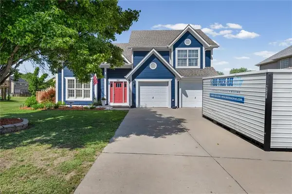 651 River Drive, Kansas City, KS 66111