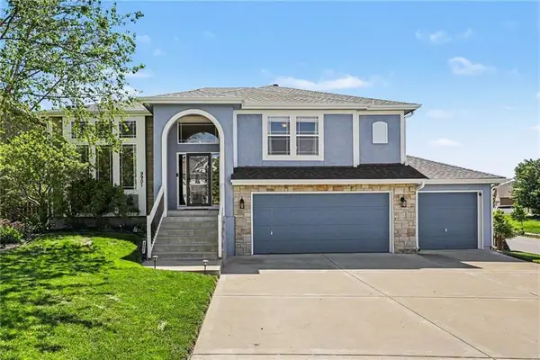 9901 N Farley Avenue, Kansas City, MO 64157